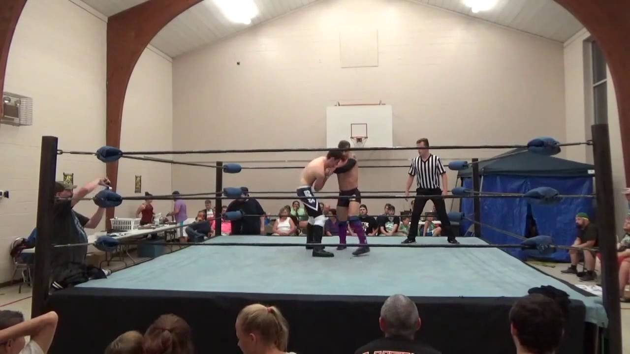 Ace Austin v. Gavin Glass. True Wrestling July 2016 YouTube