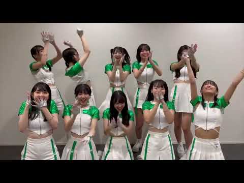 OCHA NORMA   メジャーデビューシングル 『恋のクラウチングスタート』のMusic Videoが100万回再生突破しました🎉  皆さん、たくさんみてくださり ありがとうございます‼️  こ