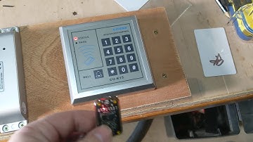 Proxgrind Chameleon tiny demonstration, cloning a mifare classic high frequency RFID card