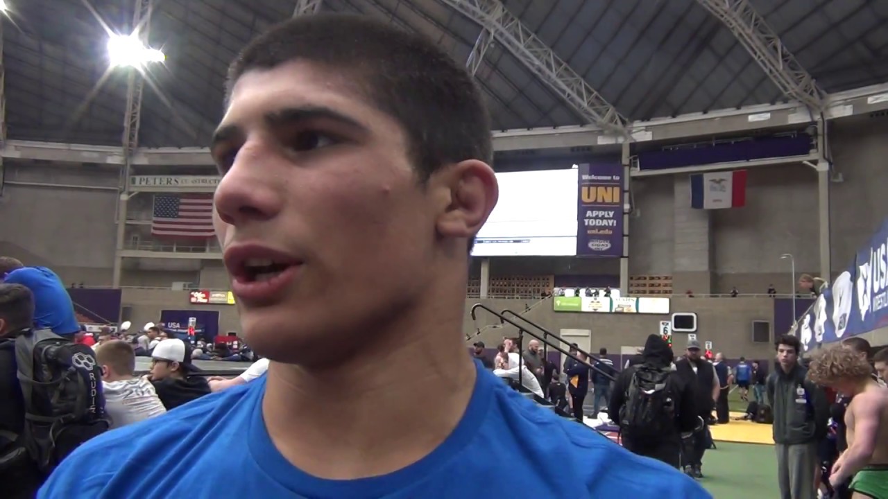 AJ Ferrari (Texas), 2018 Junior Folkstyle champion at 195 - YouTube