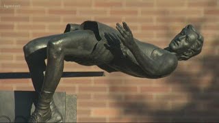 'Fosbury Flop' statue unveiled on OSU campus