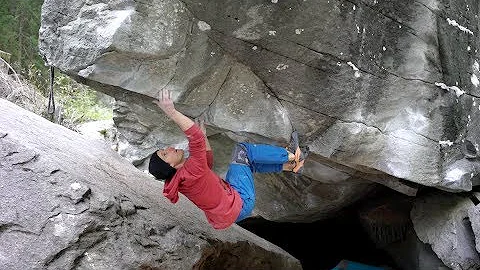 FrictionLabs Athlete Joel Zerr styles out Riverbed...