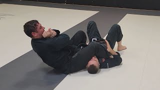 Far side armbar from side control - Tainan Dalpra style