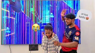 Vaishnavi ne mini theatre ka tv Tod dia 😭 prank 