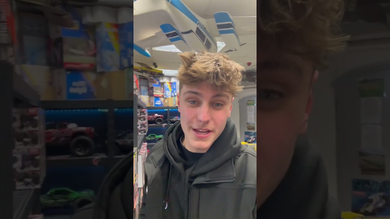 Redfin models open 7 days a week up until Christmas