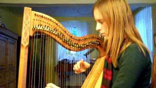 Fanny Power on harp chords