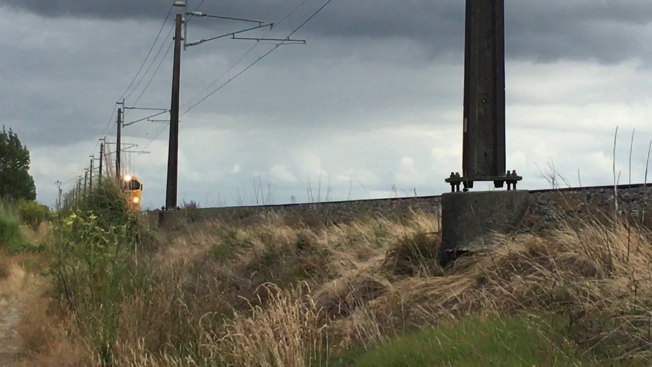 DL 9550 on train M90D