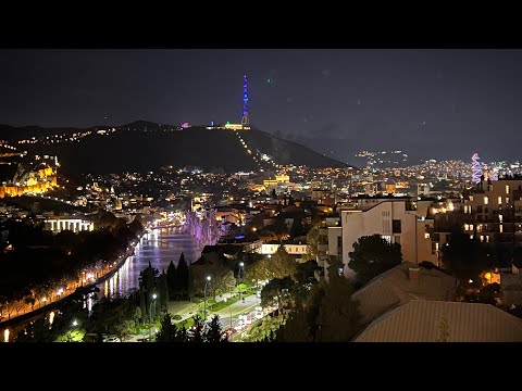 Тбилиси. Площадь Героев- Ортачала- Исани- 300 арагвинцев. Рассвет прямо в пути. Февральский вторник.