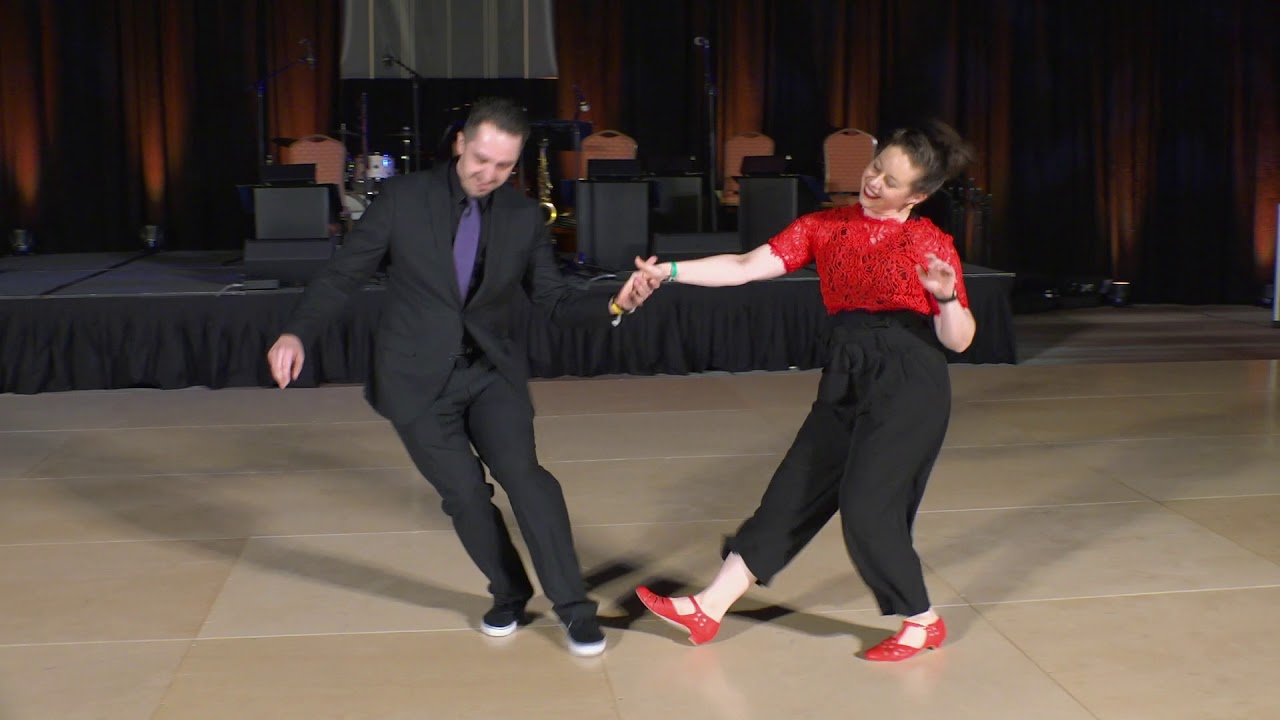 Lindyfest 2019: Intermediate Draw - Jennifer & Robert