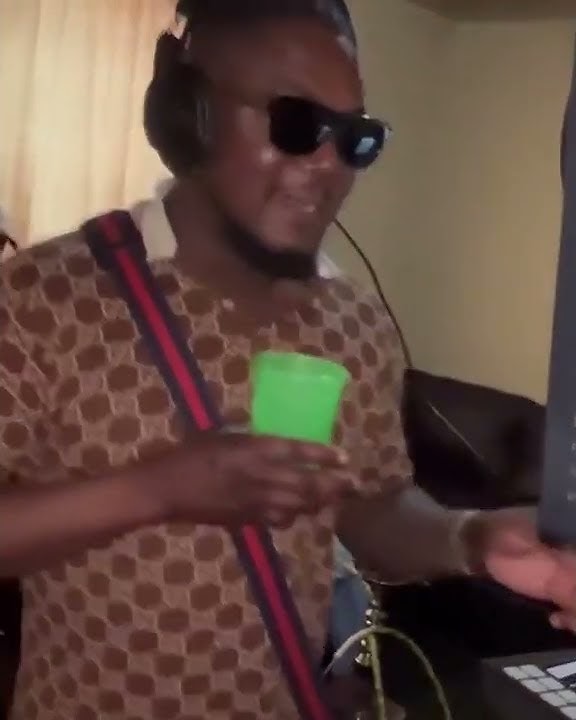 CDQ about to drop some ampiano shit #cdq  #ampiano