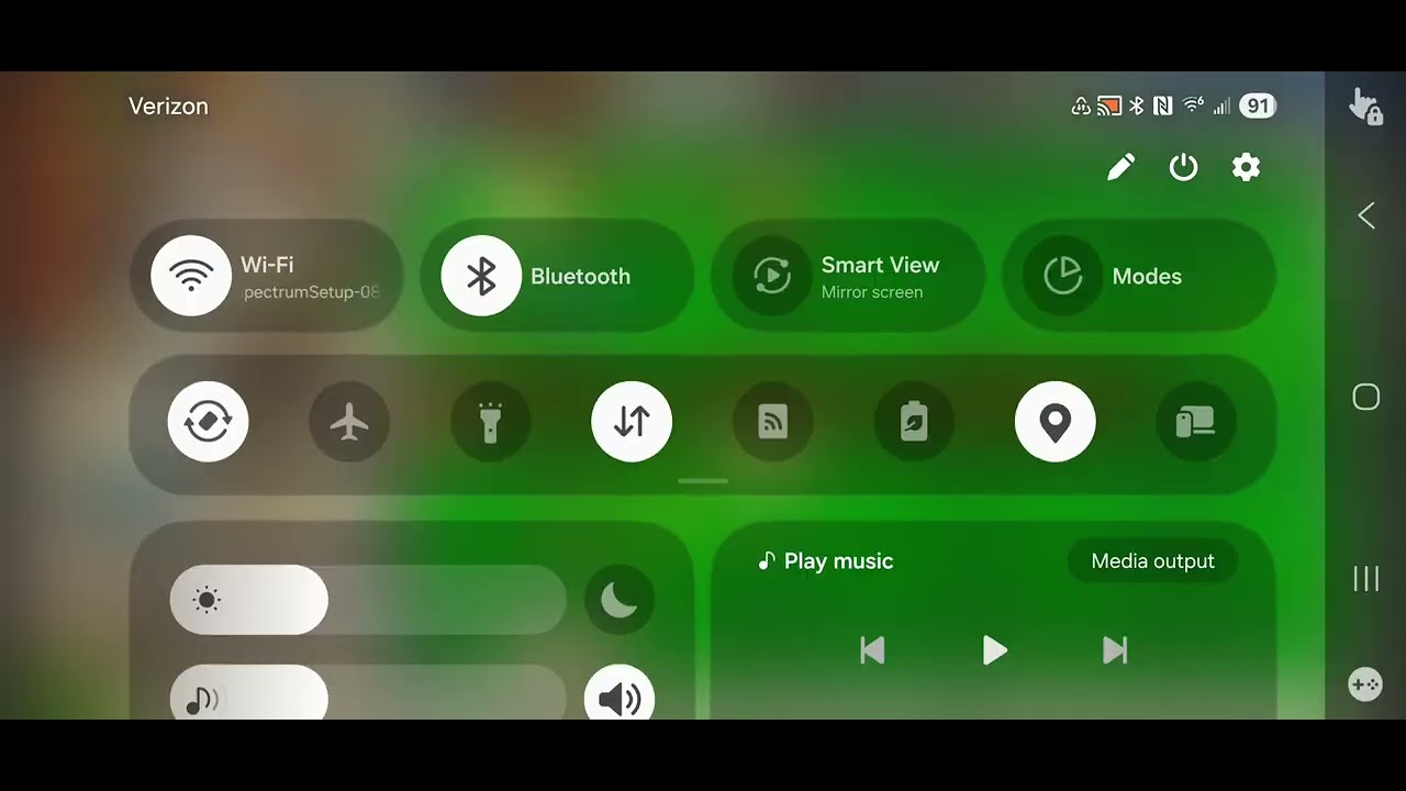 Playing some Plants Vs Zombies 🧟‍♂️ 🪴 