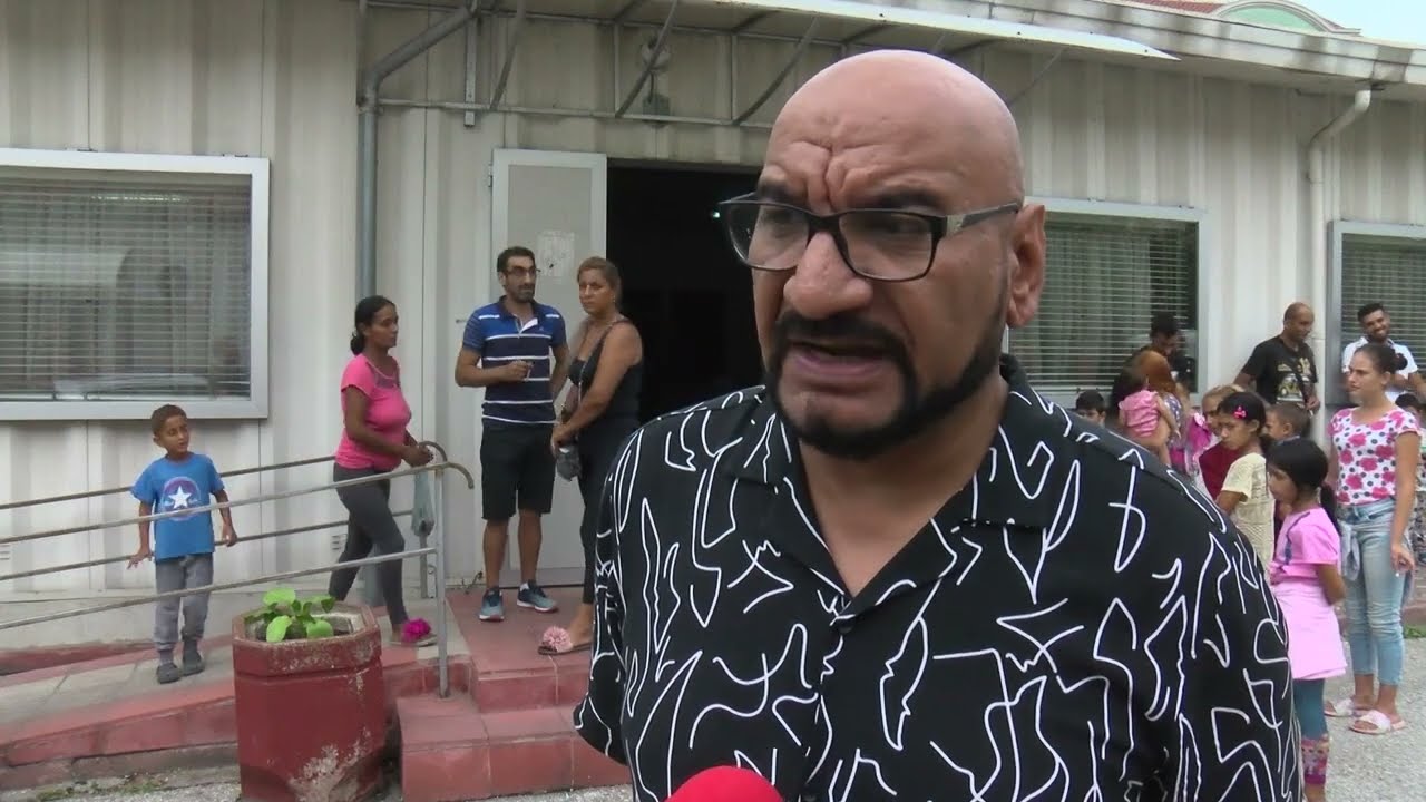 Deca romske nacionalnosti u Kragujevcu dobila školski pribor u udžbenike