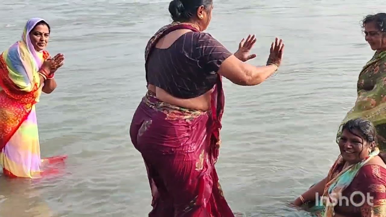 सब सखिया ने मिलकर किया_ पोष एकादशी_ गंगा स्नान हरिद्वार@धनवंती हरियाणवी ताई ⏰🔥🗾🙏