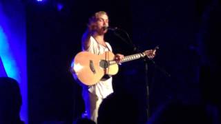 Video thumbnail of "Trevor Hall Live - Bowl of Light"