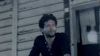 Video thumbnail of "Draco Rosa -  Video Amores de mi Calle"