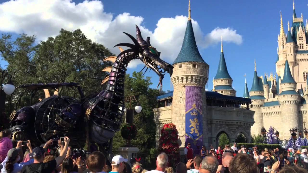 Disney s Magic Kingdom Steampunk Dragon Parade Float YouTube disney-s-magic-kingdom-steampunk-dragon-parade-float-youtube