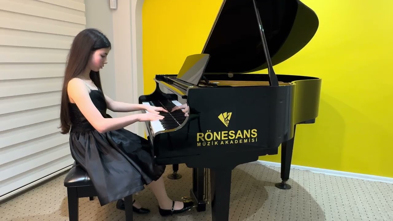 Zeynep Karakaya- Beethoven Sonate No.1 F Minör, op.2 No.1, Allegro 1.mvt