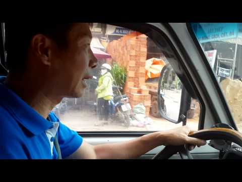 20150813 Thạch Anh từ CH Sec về thăm SG, lái thử xe Asia trên đường phố SG...