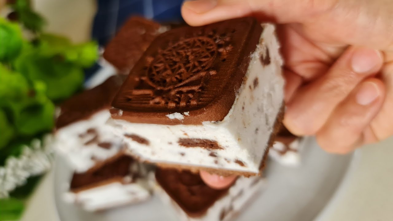 Tek Kelime İle Şahane ÇOK KOLAY ÇOK PRATİK l Kakaolu Bisküvi Dondurma Mutfağımdaki Tadlar l Tarifler