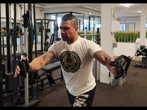 BEASTVLOGGS #42 BEASTING!!  Gym time  F*ck die haters THE GOODLIFE