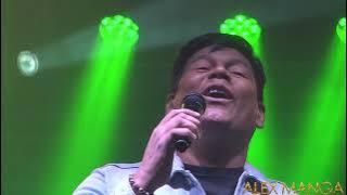 ALEX MANGA – QUE HAGO SI TE PIERDO (EN VIVO)