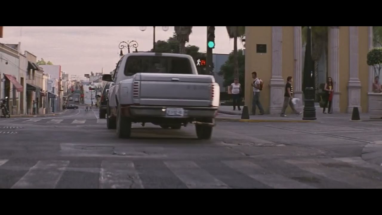 Miss Bala ( 2011 ) 1997 Chevrolet Tahoe / 1992 Ford F-150 Scene - YouTube