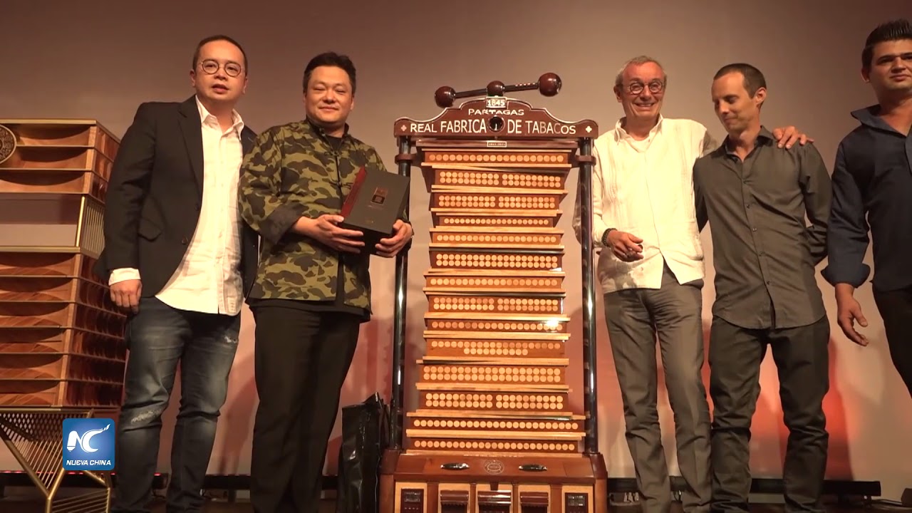 Cuban Cigar Festival ends with gala, humidor auction