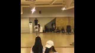 Trouble Maker Practicing from Jiyeon & Hyomin IG