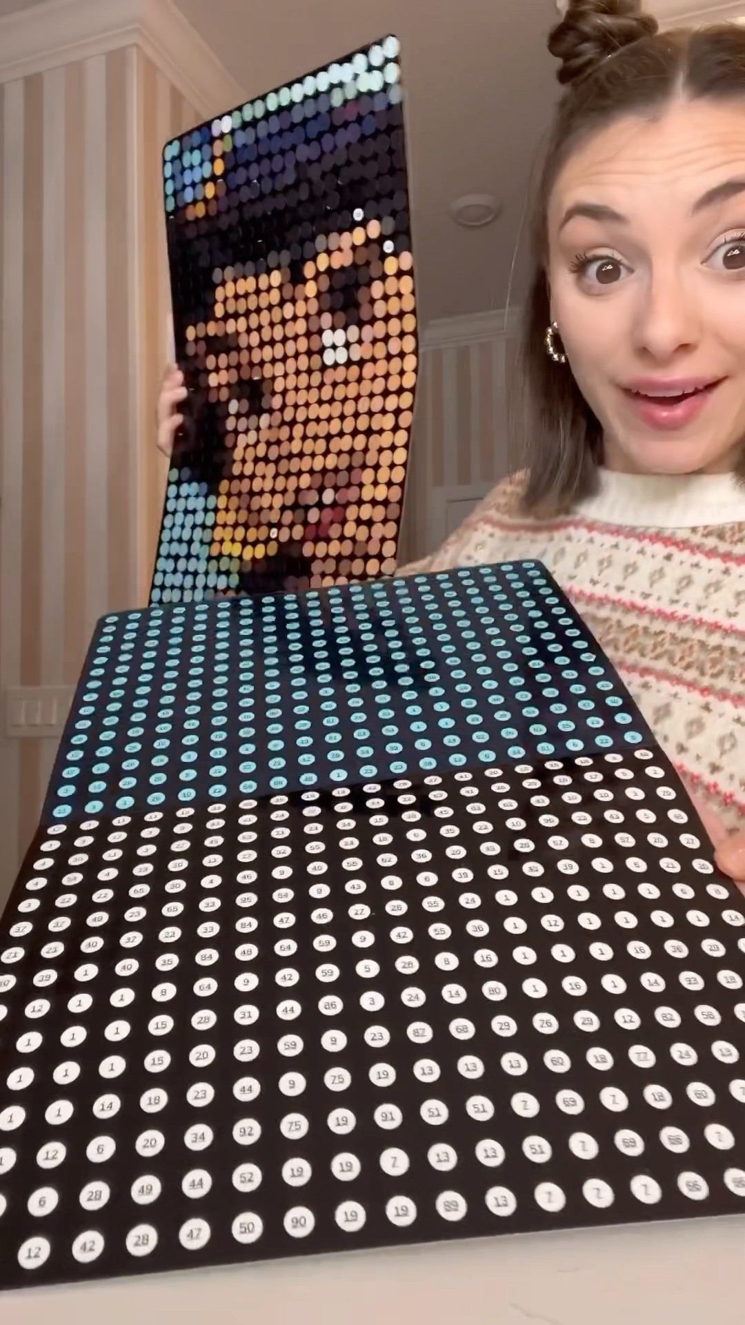 All the these dots will actually create art! ??? #art #pixelart