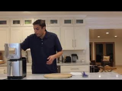 वीडियो: ब्रेड मेकर में बैगूएट कैसे बनाते हैं