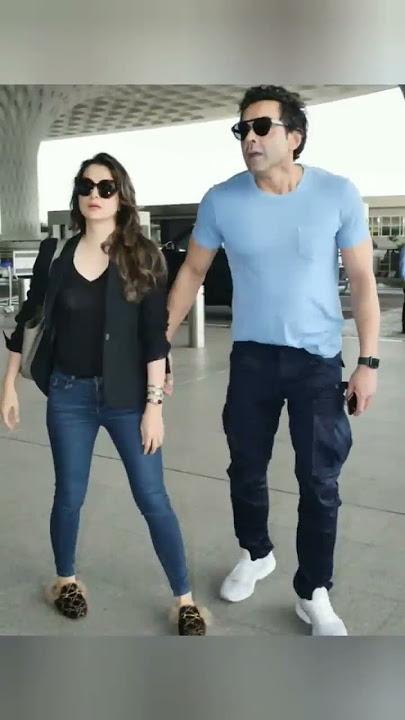 BOBBY DEOL WITH HIS WIFE ##SHORT VIDEO ##