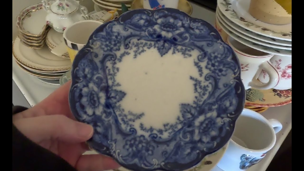 Больше объявлений, больше продаж — вот в чем суть игры. Постоянные реселлеры и что продается в на...