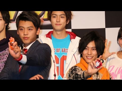 【仮面ライダー】鎧武・佐野岳、ドライブ・竹内涼真が登場！映画「仮面ライダー×仮面ライダー ドライブ＆鎧武MOVIE大戦フルスロットル」完成披露イベント1 #Kamen Rider