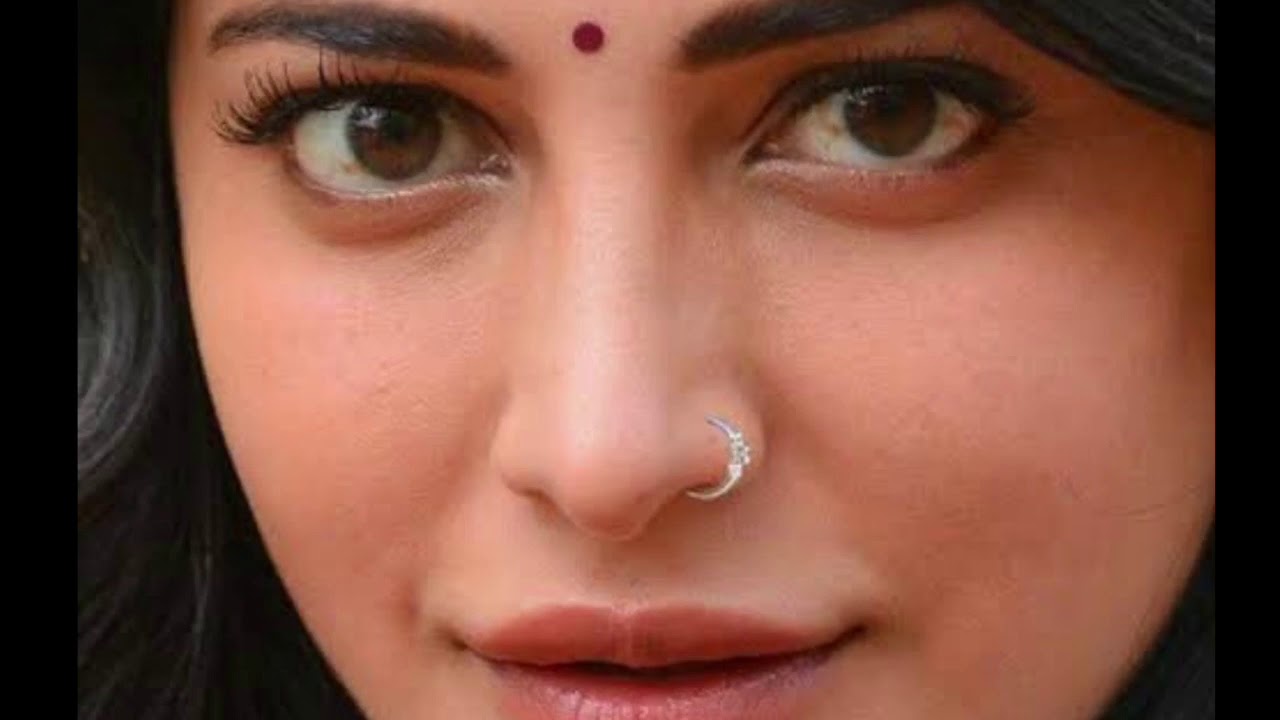 Heroines who look gorgeous in nose rings - YouTube