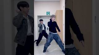 청춘은.바로.지금 #청바지챌린지 👖 #위아이 #WEi #장대현 #김동한 #JANGDAEHYEON #KIMDONGHAN #TheFeelings #NOTENOUGH