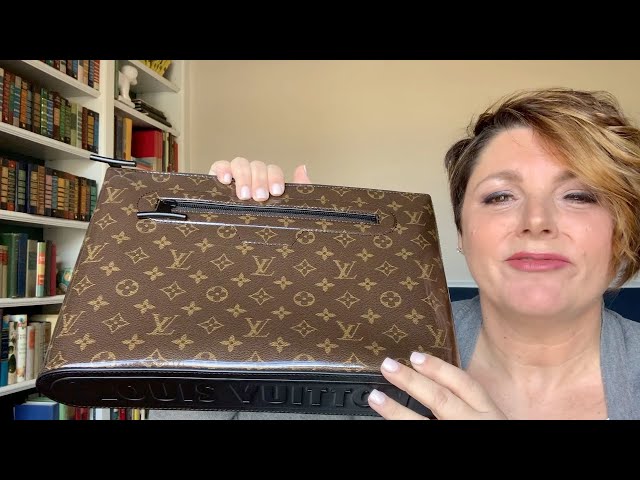 Louis Vuitton Monogram Titanium Pochette Cosmos