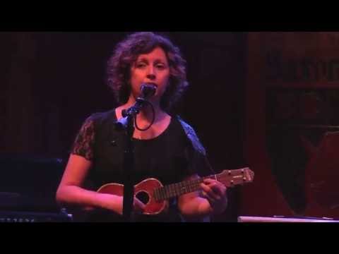 Folk Uke Knock Me Up