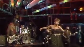 Go-Go's live performance on UK show THE TUBE 1982