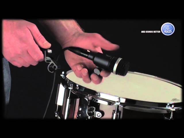 AKG D40 Dynamic Cardioid Instrument Microphone Overview | Full