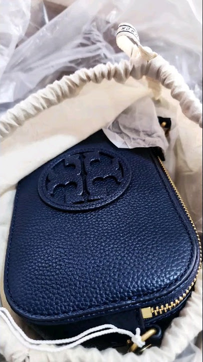 What's in My Bag / Tory Burch Perry Bombe Mini - The Beauty Look Book