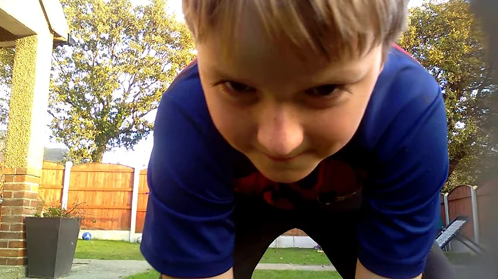 Ultimate football challenges v Samuel Parry
