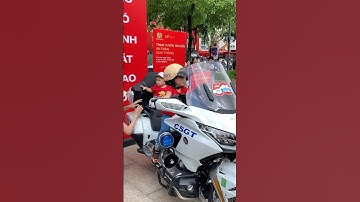 Trải nghiệm xe cảnh sát giao thông tại vinh quang công an nhân dân Việt Nam #shorts #short #csgt