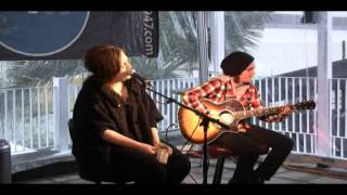 Adele - Melt My Heart To Stone at a Mix 94.7 Private Performance (March 16th, 2009)