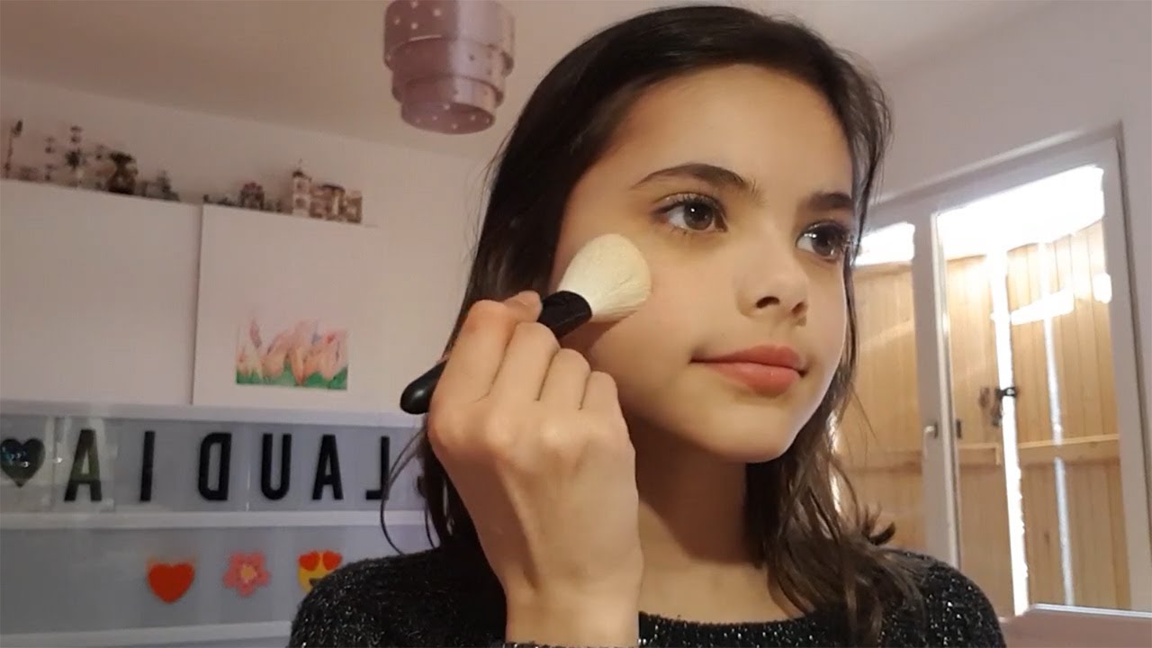 Maquillage jeune fille - Faire un make up avec des paillettes sur