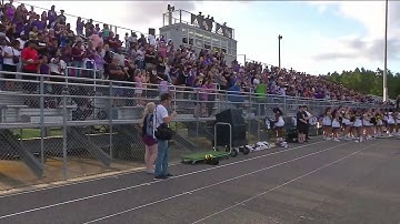 Emotional night at Oakleaf High football game