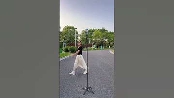 Extendable Auto Face Tracking Tripod 360° Rotation, No App!!  # Auto Face Tracking Tripod