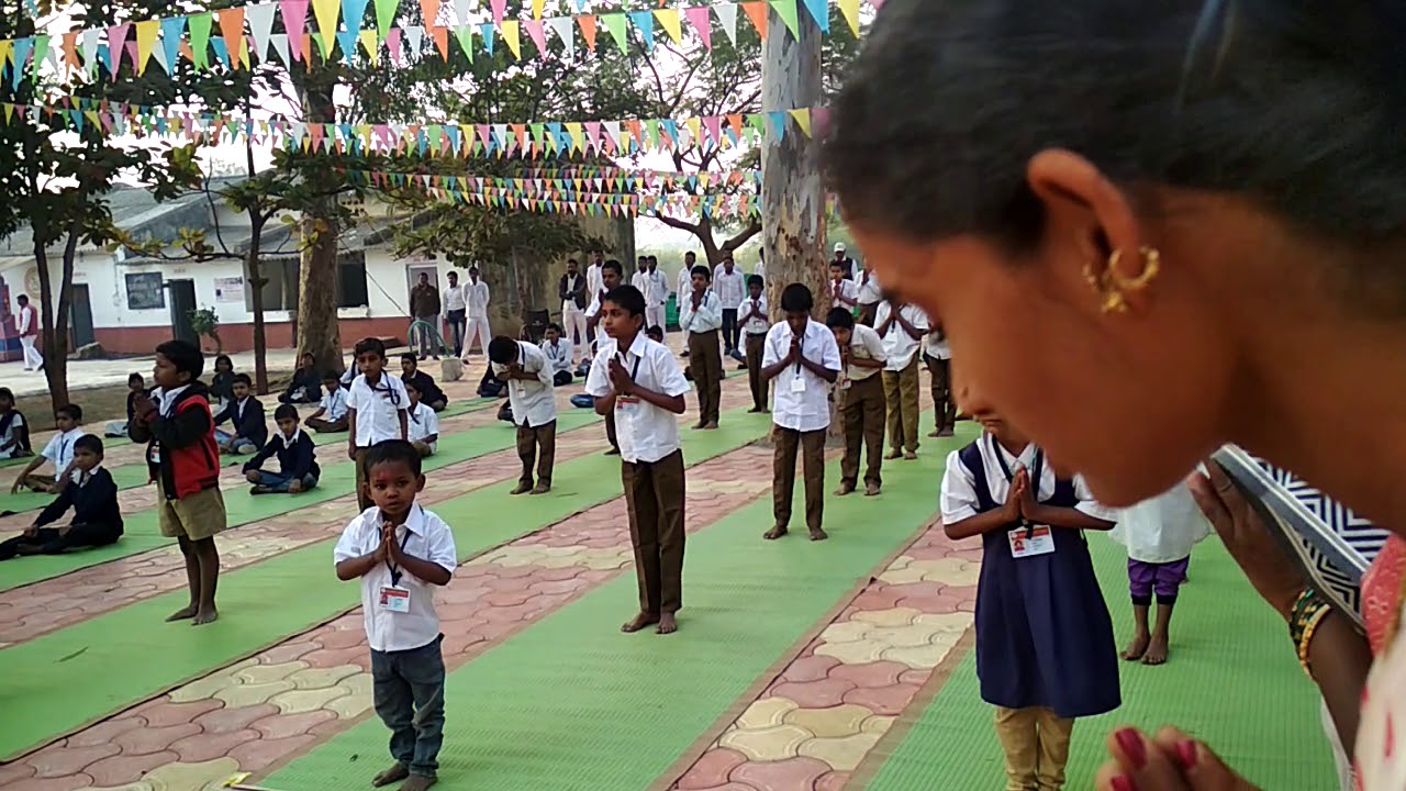 National anthem by deaf and mute students YouTube