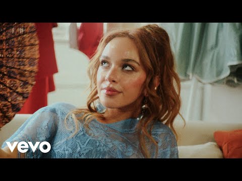 Alexia Naomi - perdiéndolo todo :(