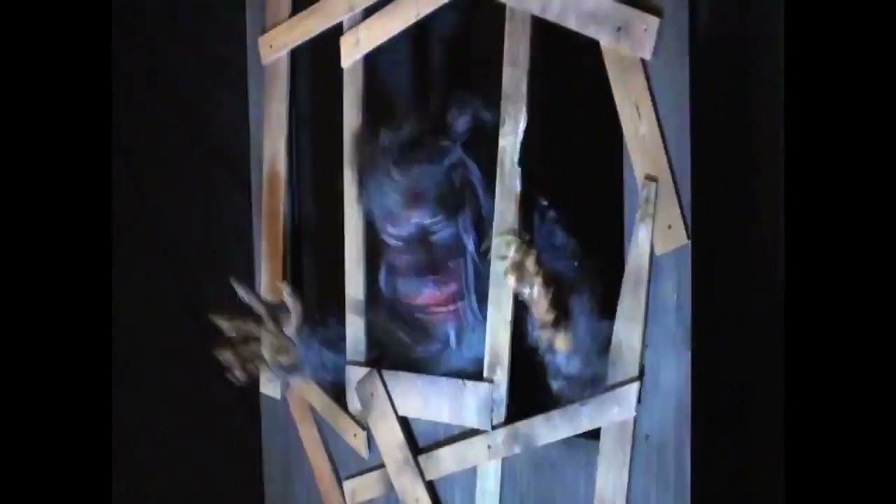 PoisonProps.com DPW612 DROP PANEL WEREWOLF Haunted House Prop