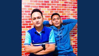 Download lagu Kisah Cinta Kita